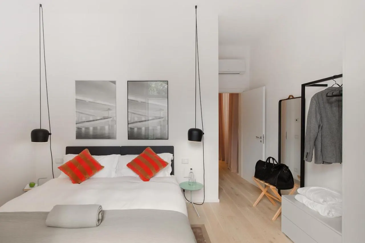 Domux Home Matteotti 56 Florence